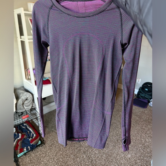 Lululemon Swiftly Tech Long Sleeve - Picture 2 of 5
